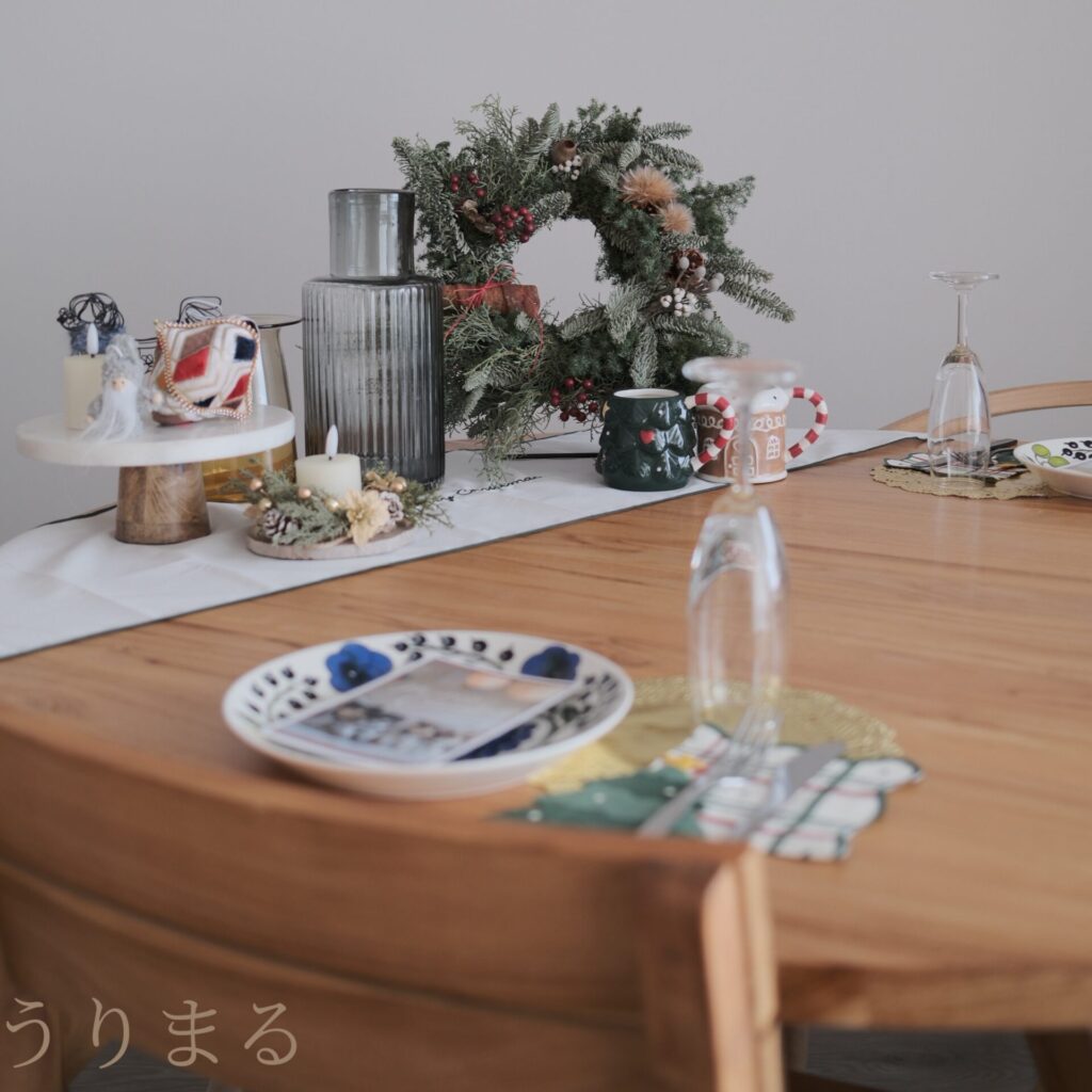 ラウンド テーブル 円卓 クリスマス コーディネート パーティー 北欧 雑貨 小物 インテリア 家具