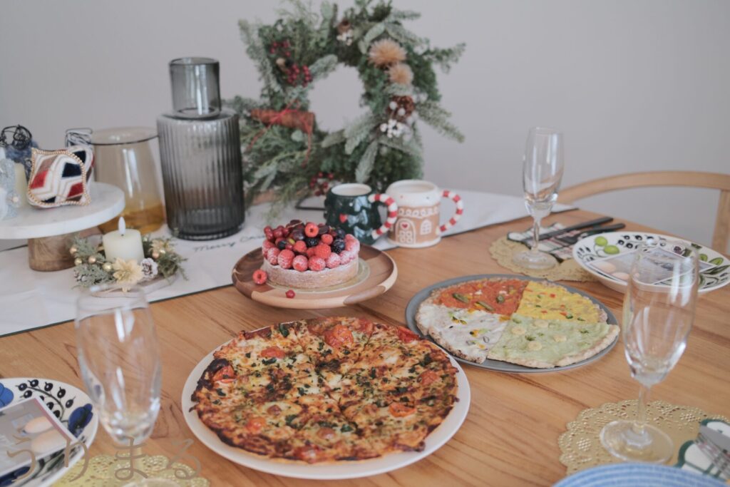 ラウンド テーブル 円卓 クリスマス コーディネート パーティー 北欧 雑貨 小物 インテリア 家具